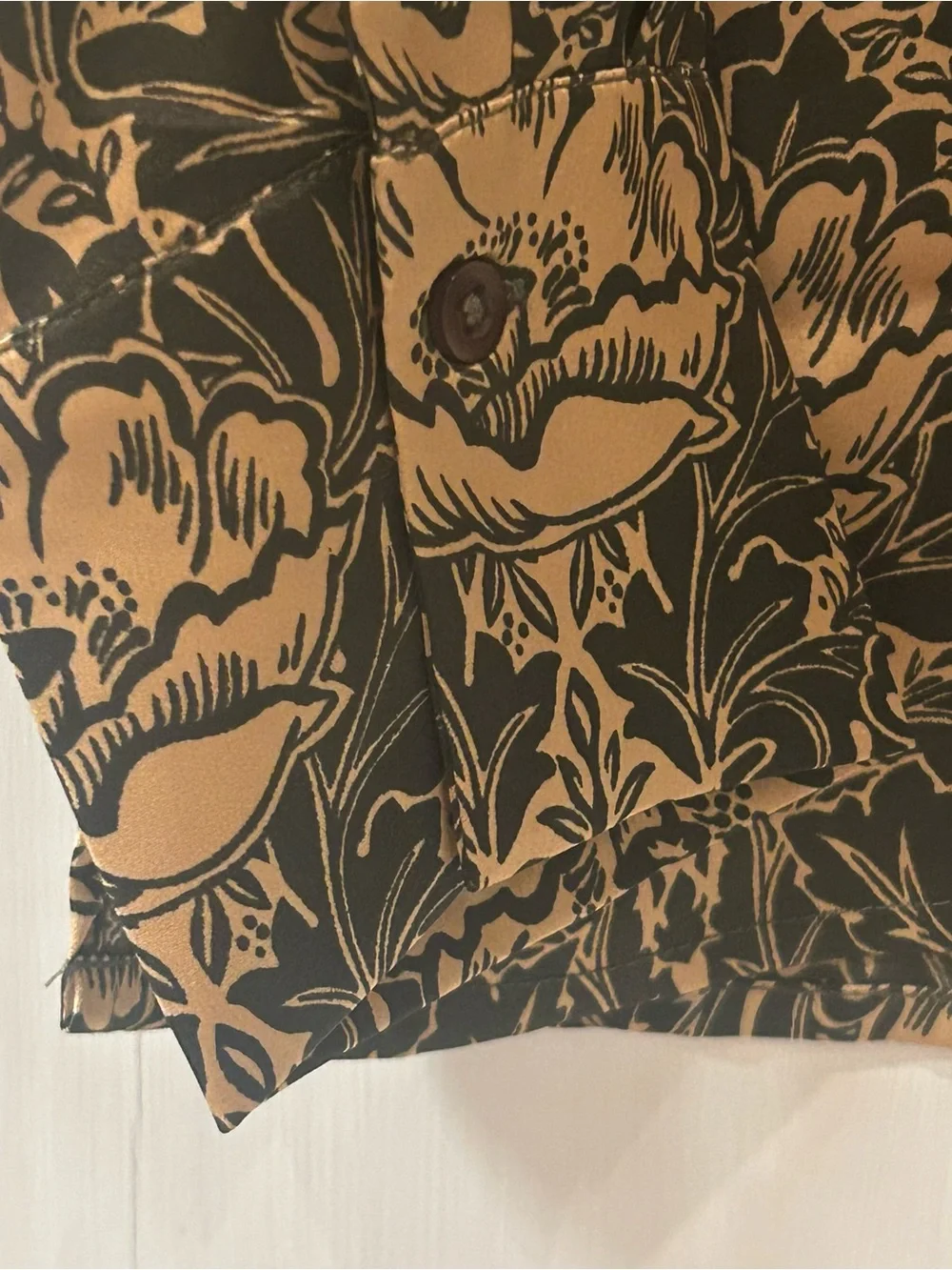 Long-sleeved William Morris-inspired button-down blouse - Picture 6 of 8